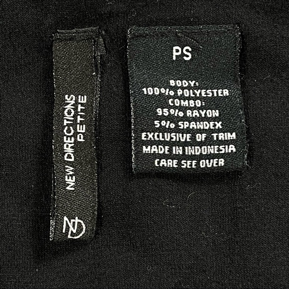 New Directions📌petite size small colorful sleeveless top beadwork around collar - Picture 12 of 12